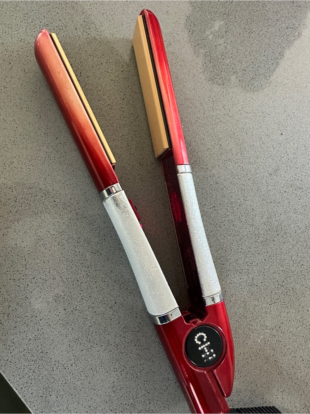 CHI 1” flat iron